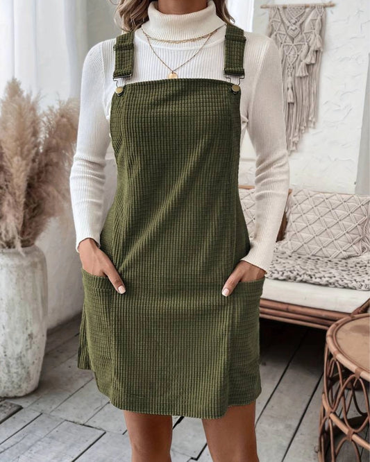 Vestido Jardineira Elegante